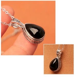 WATER DROP BLACK COLOR PENDANT
